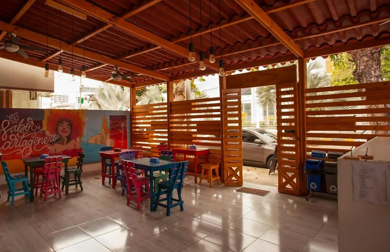 Hostal El Bando Картахена Хостел